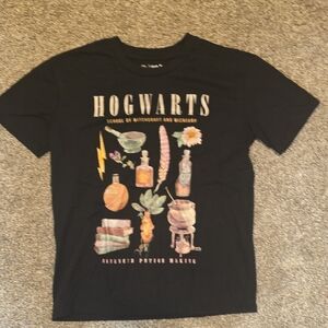 Hogwarts Black Short Sleeve Tee